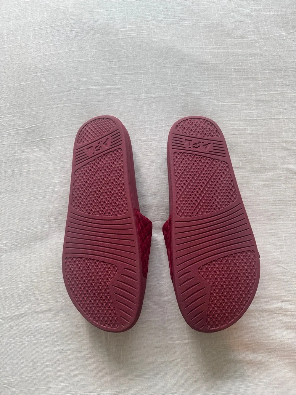 Men’s APL Quilted Burgundy Lusso Slide Sandal